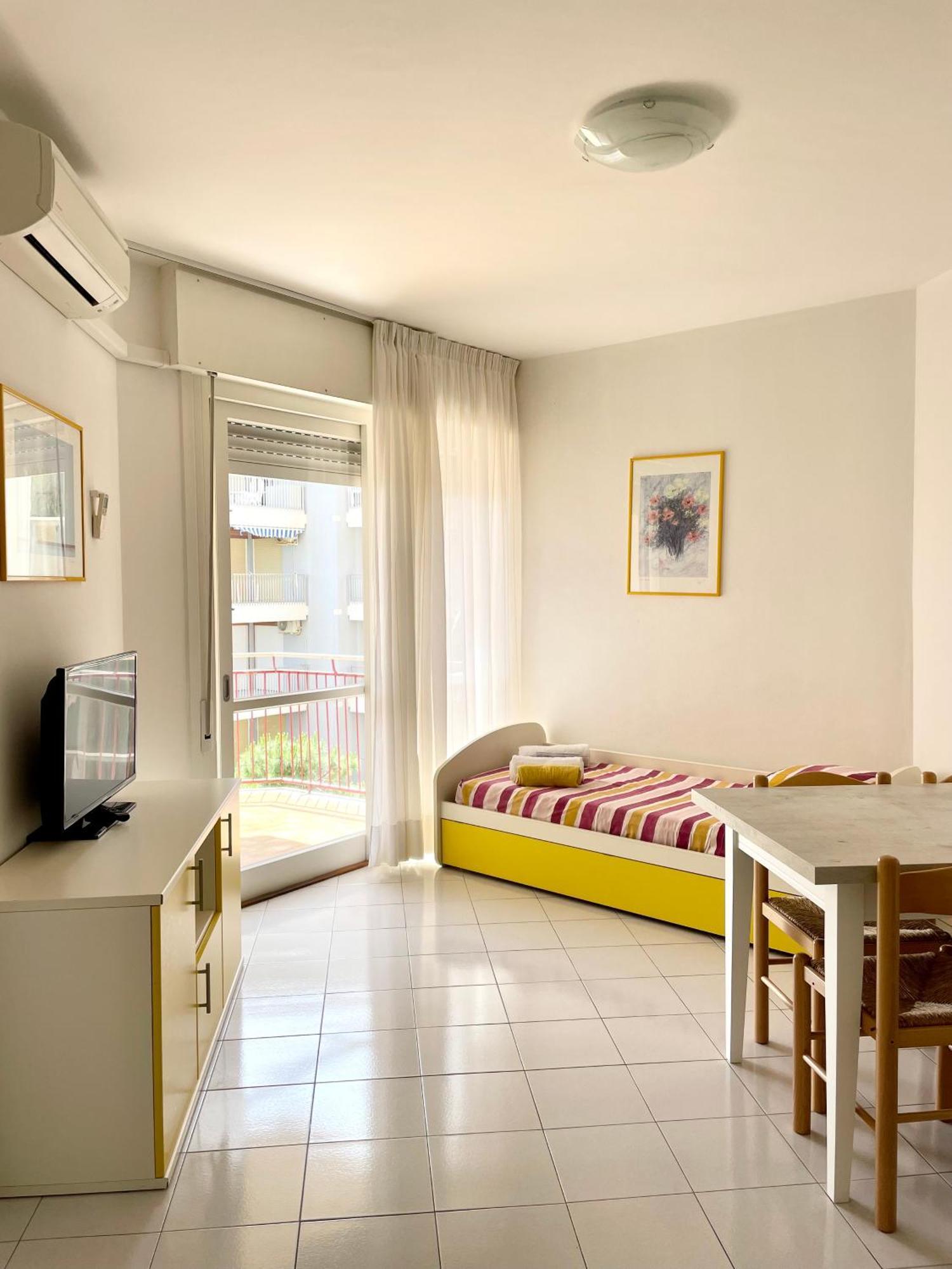 Residence Cristallo 4H Lignano Sabbiadoro Eksteriør bilde