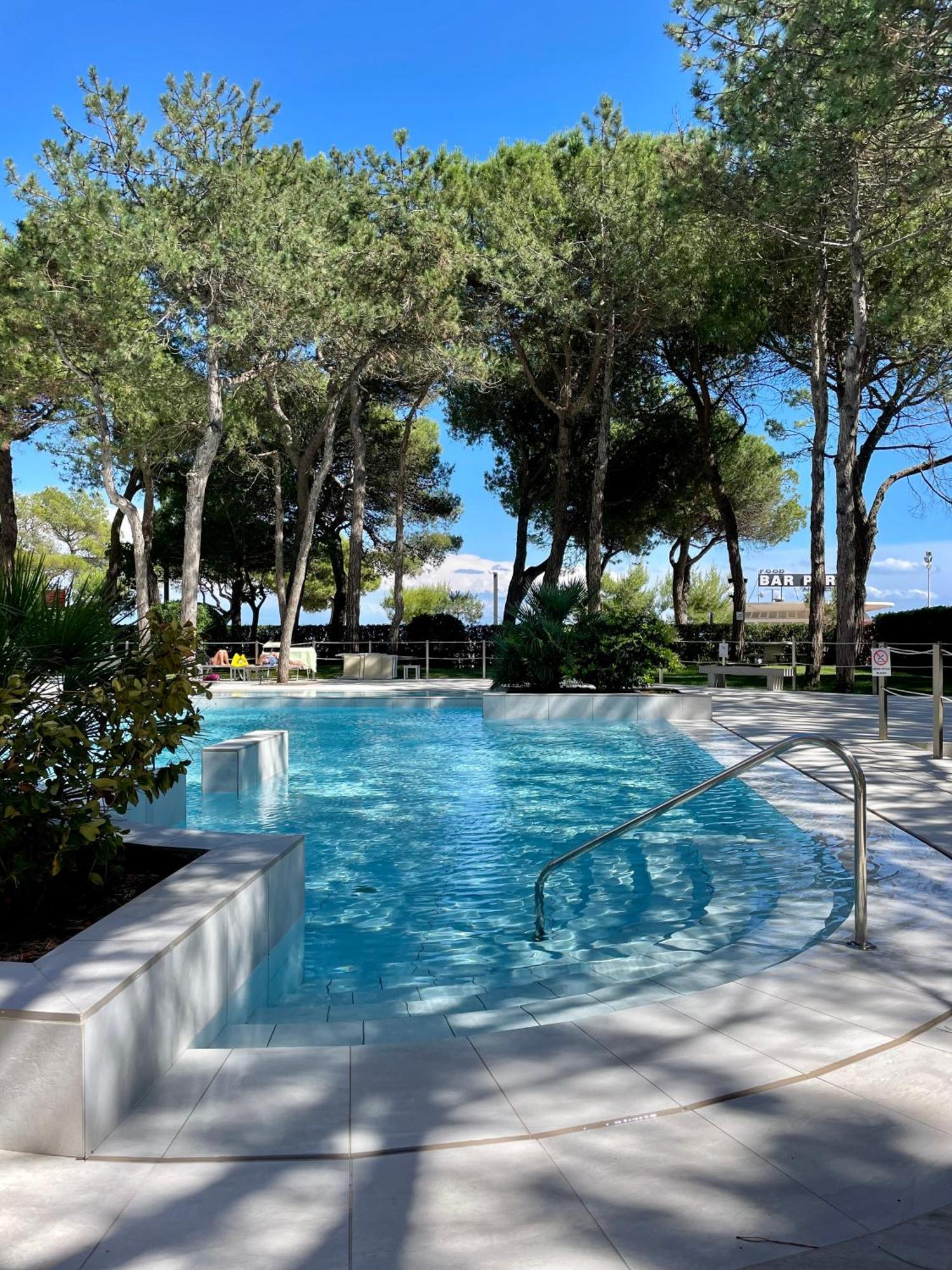 Residence Cristallo 4H Lignano Sabbiadoro Eksteriør bilde